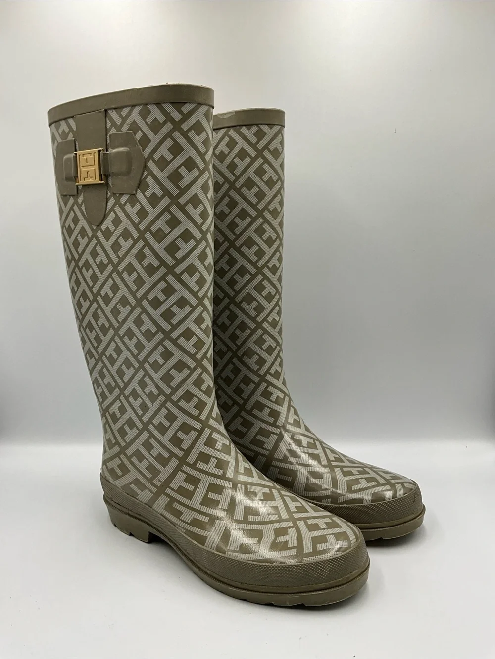 Tommy Hilfiger Rain Boots Size 6 Beige Monogram Rain Boots with Gold Buckle